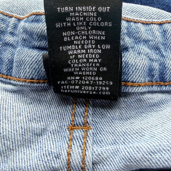 Her Universe Studio Ghibli My Neighbor Totoro Mom Jeans Plus Size 20 Soot Sprite - Picture 11 of 12